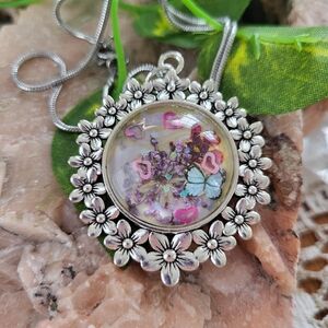 Charming Silver Toned Floral Necklace with Multicolor Accents